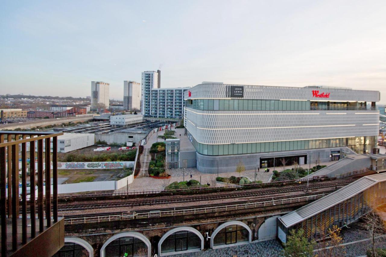 Fabulous Westfield 2 Bed Apartment London Exterior photo