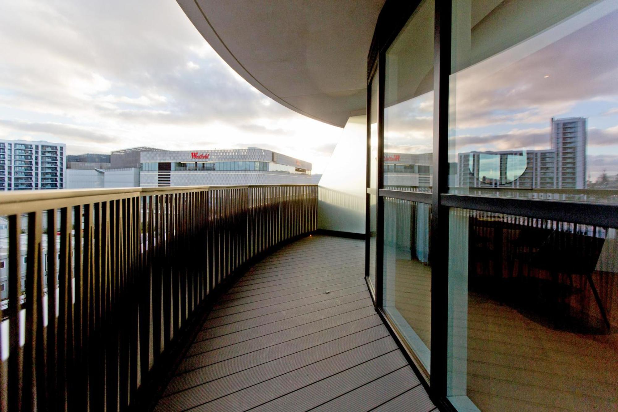 Fabulous Westfield 2 Bed Apartment London Exterior photo